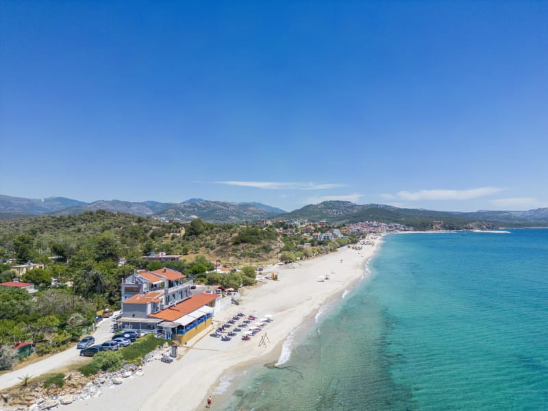 Στιγμιότυπο από Η ΜΕΓΑΛΗ ΠΑΡΑΛΙΑ ΤΩΝ ΛΙΜΕΝΑΡΙΩΝ: ΠΟΙΚΙΛΙΑ, ΑΝΕΣΗ και ΘΕΑ ΣΤΟ ΑΓΙΟ ΟΡΟΣ