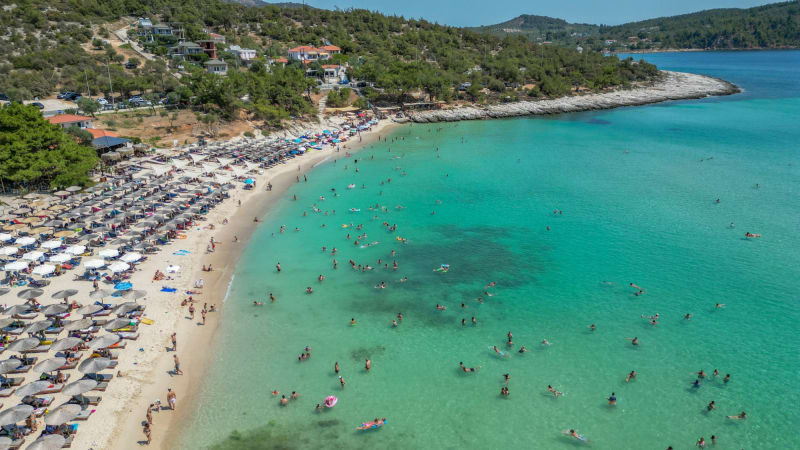 Στιγμιότυπο από ΠΑΡΑΛΙΑ ΨΙΛΗ ΑΜΜΟΣ: Ο ΟΡΜΟΣ ΜΕ ΤΗΝ ΠΟΥΔΡΕΝΙΑ ΑΜΜΟ