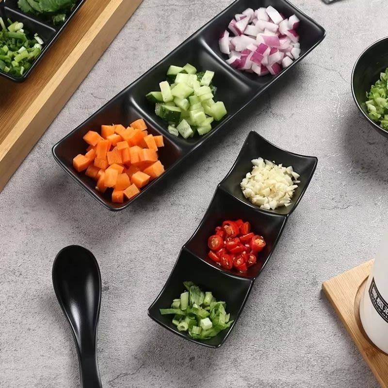 3-Compartment Dipping Sauce Dish - BPA-Free Plastic Condiment Server for Sushi & Dumplings