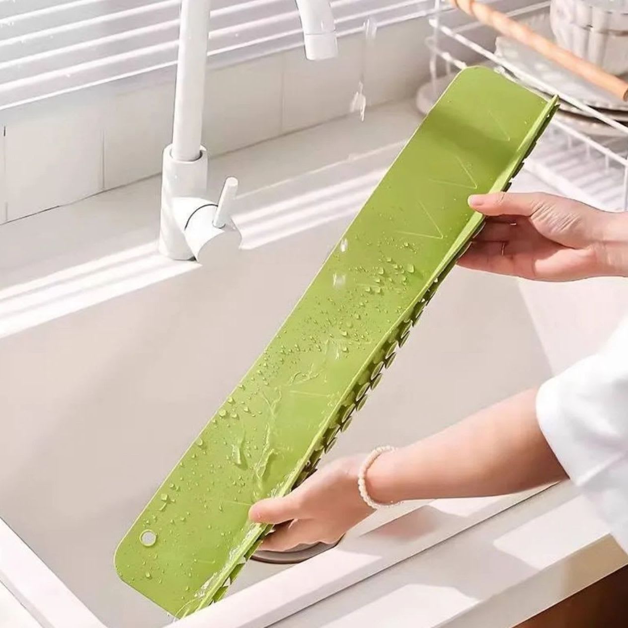 Silicone Kitchen Sink Splash Guard | Waterproof Water Barrier & Baffle
