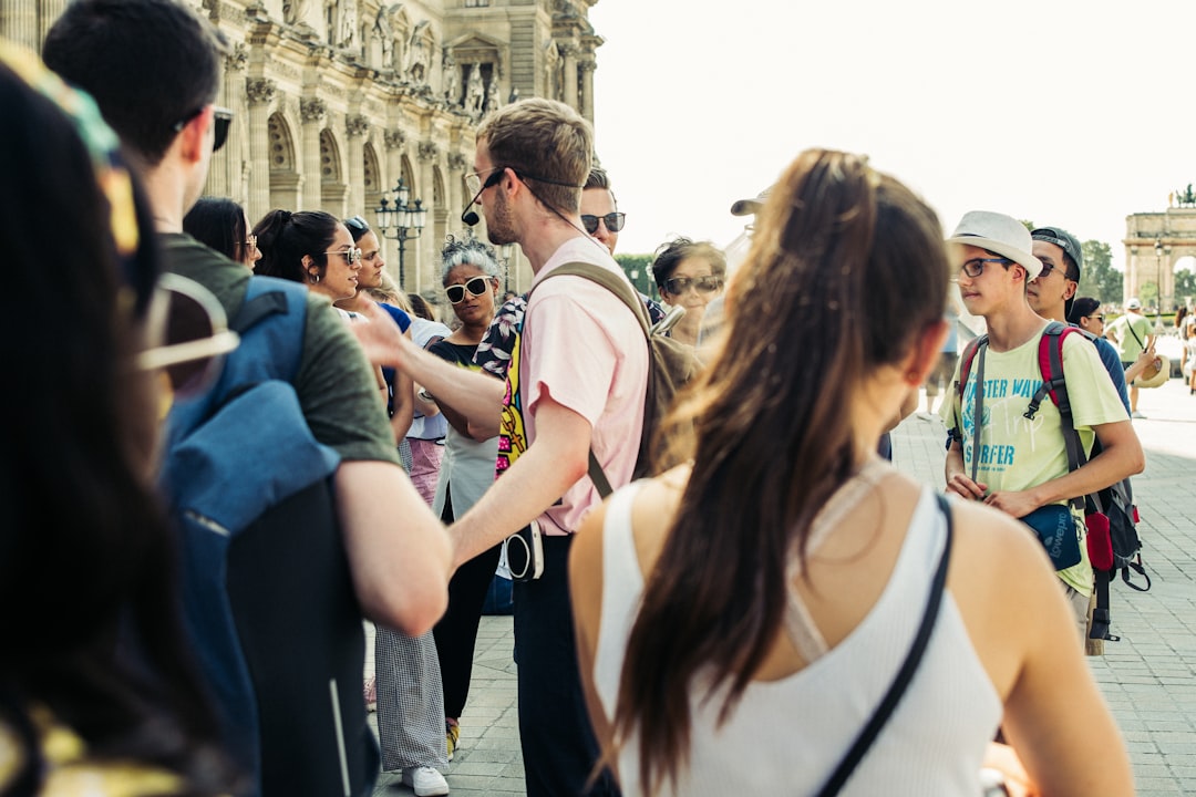 Reducción de Riesgos en Viajes Escolares: Estándares de Seguridad que Realmente Funcionan