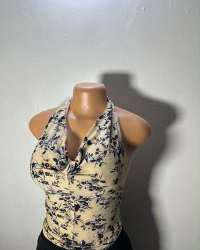 Flowery cowl neck top 4