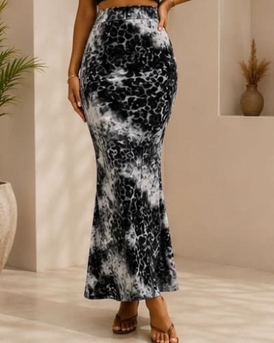 Pattern maxi skirt 14