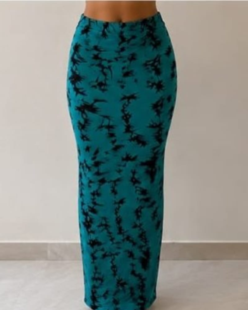7. Pattern Straight Skirts in Pattern