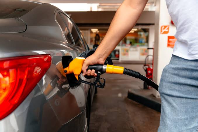 How Gas Prices Affect Scrap Car Value