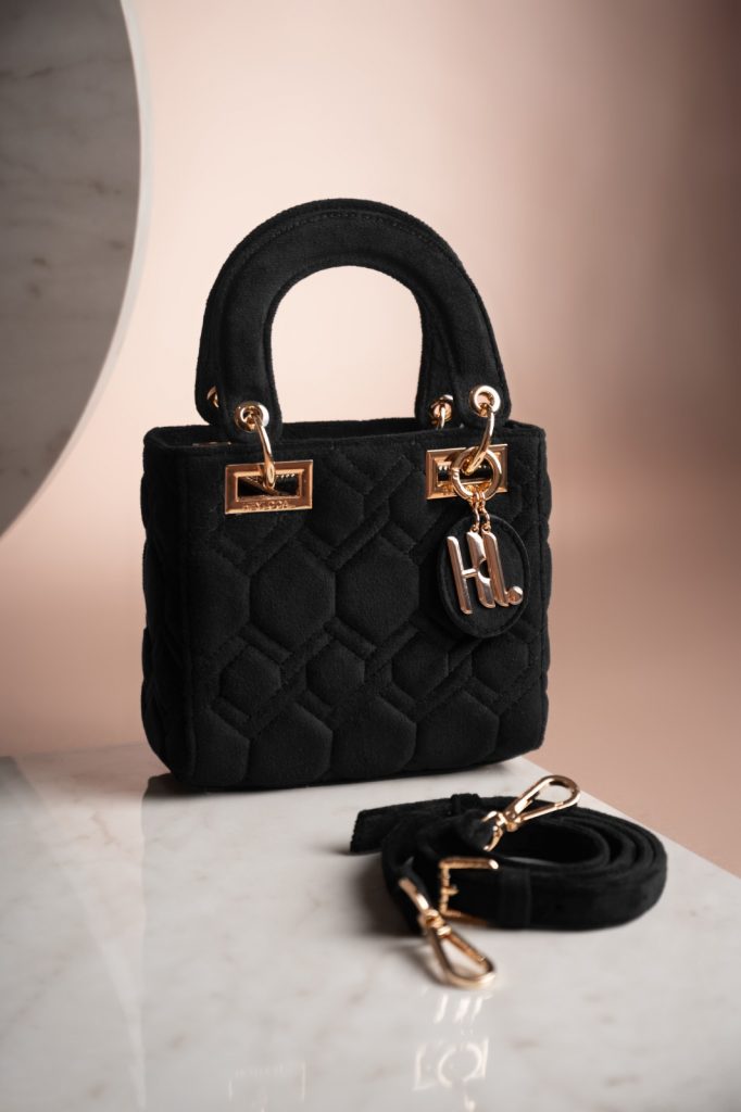 Tas Berbahan Suede