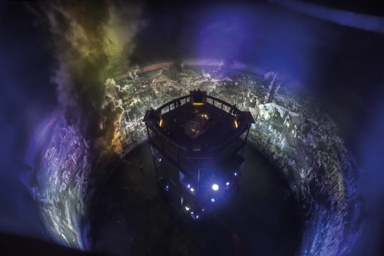 Dresden-1945-vogelperspektive-_c_-asisi