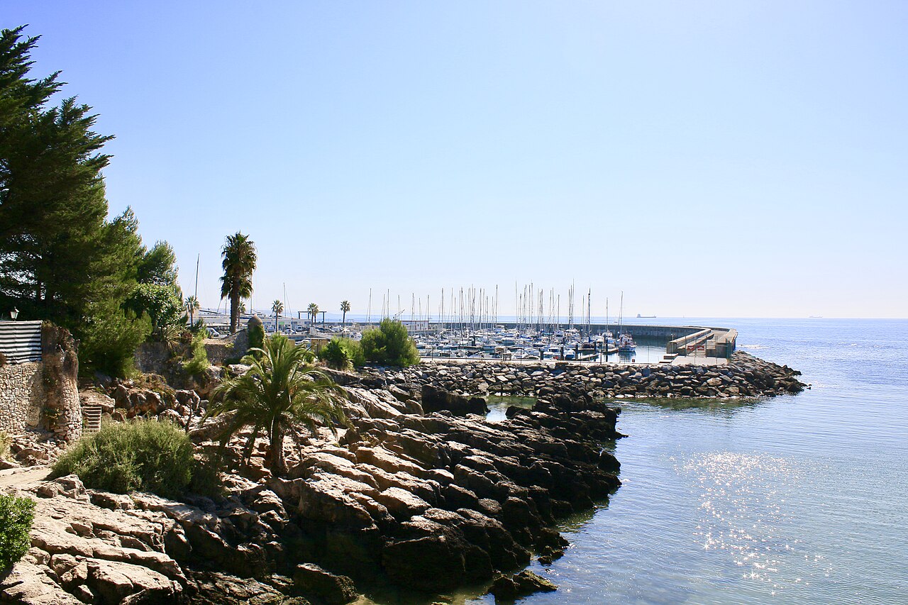 Cascais coast