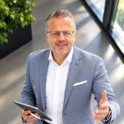 Alexander Kroes