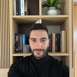 Vassilis Magklaras