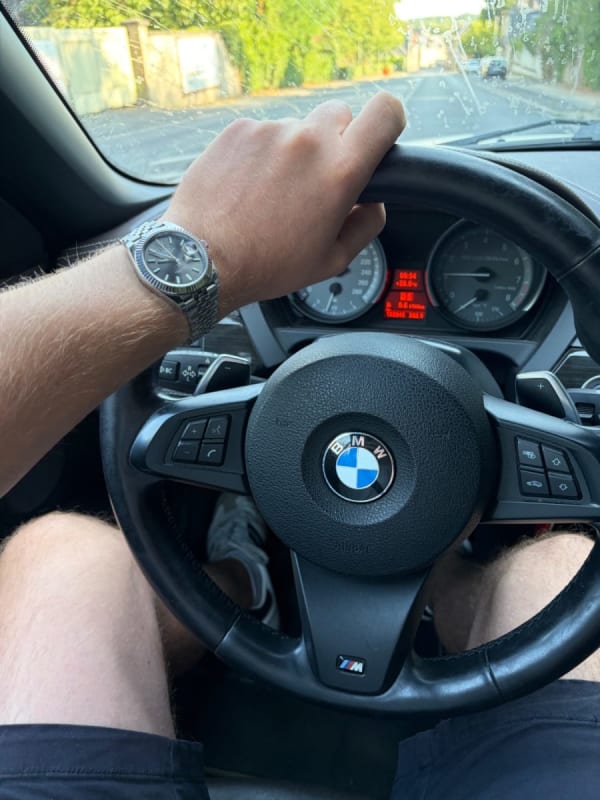 Je viens de trouver une bagnole oubliée au fond du garage ^^