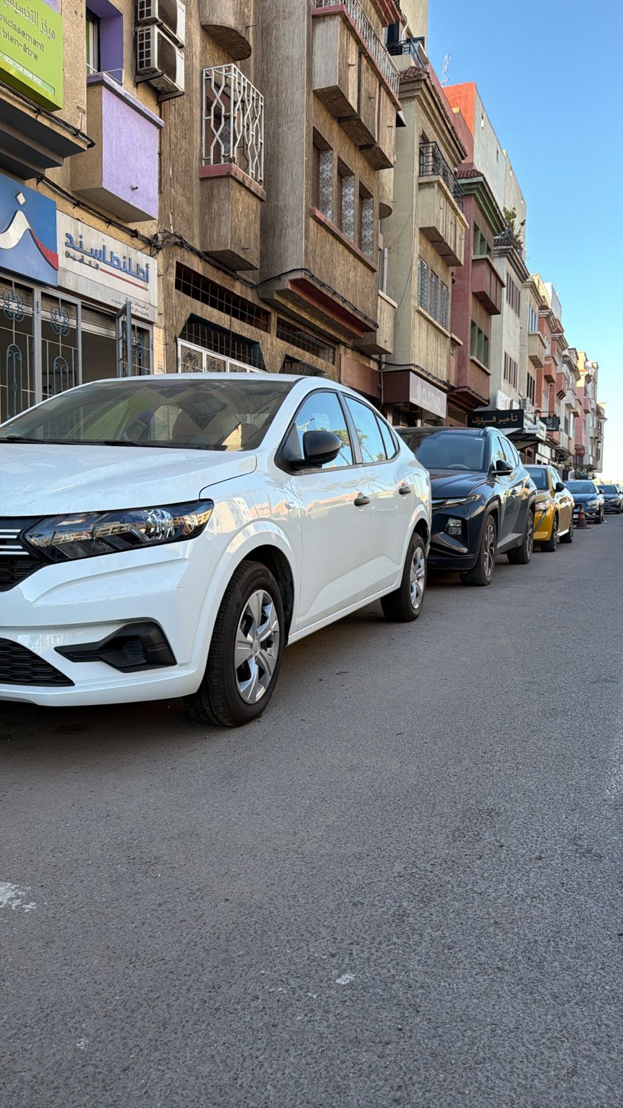 Dacia Logan — photo 1