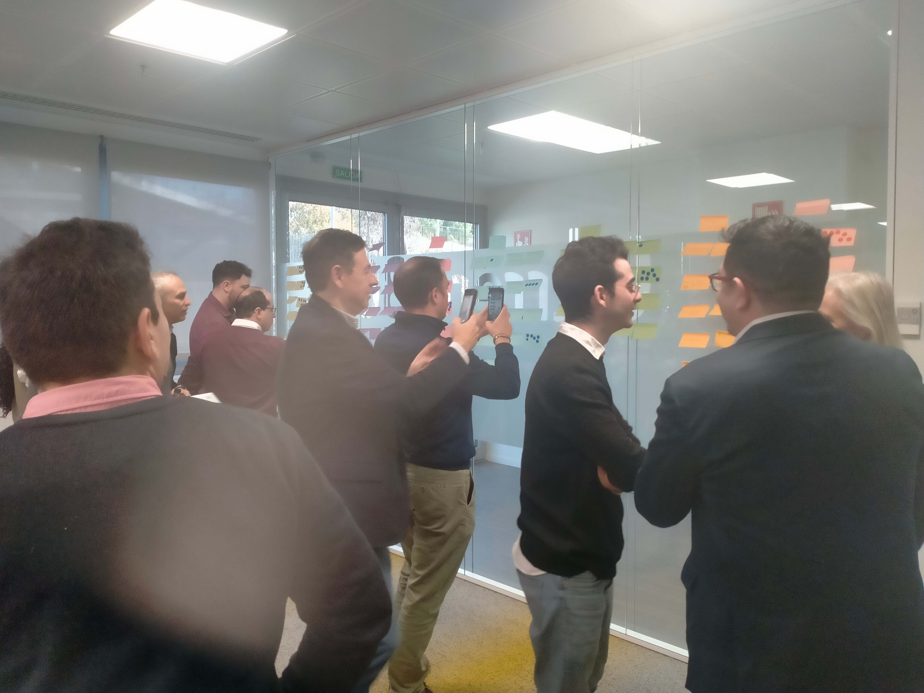 Portada de la noticia: Pérez Moreno asiste a la mesa redonda de BUILDINGSMART en MADRID