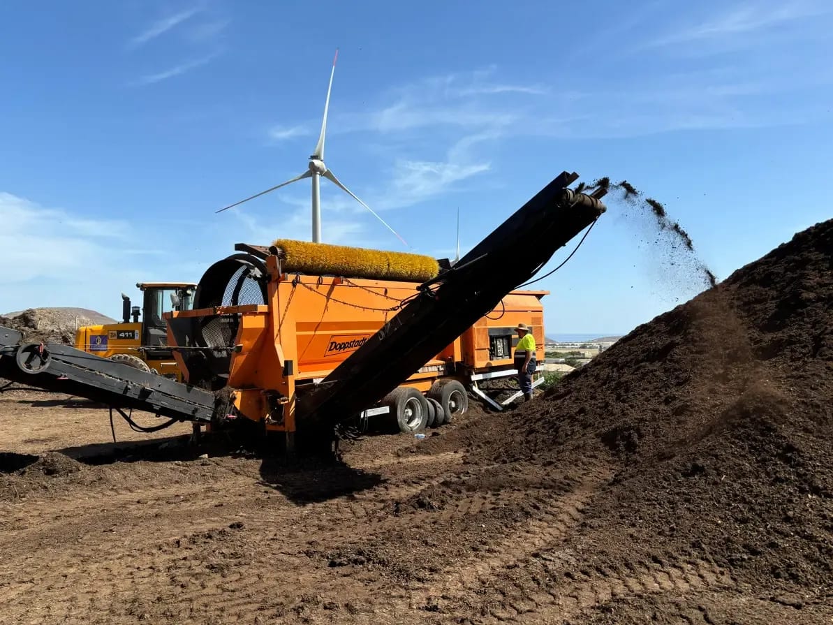 Portada de la noticia: Ayagaures Medioambiente triplica en un año la distribución de Compost G+