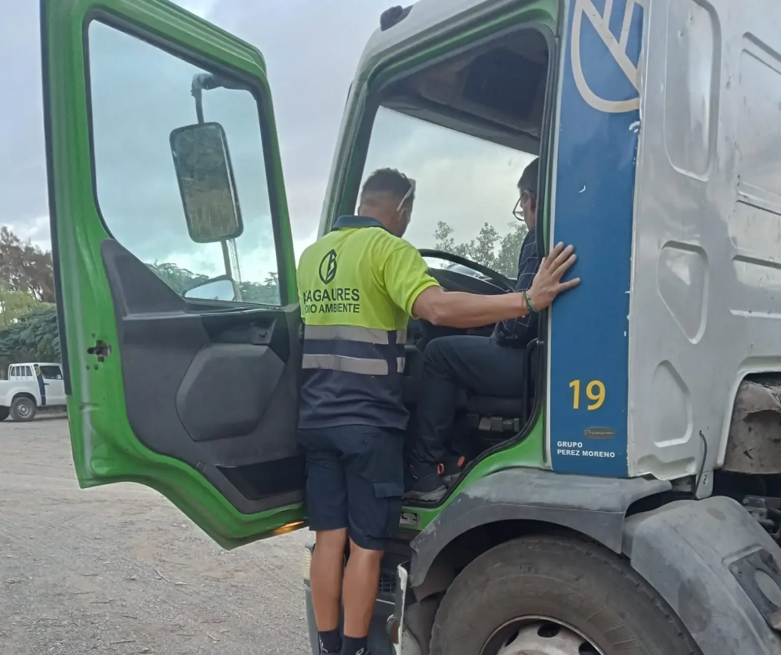 Portada de la noticia: Ayagaures Medioambiente impulsa la conducción eficiente para reducir su huella de carbono