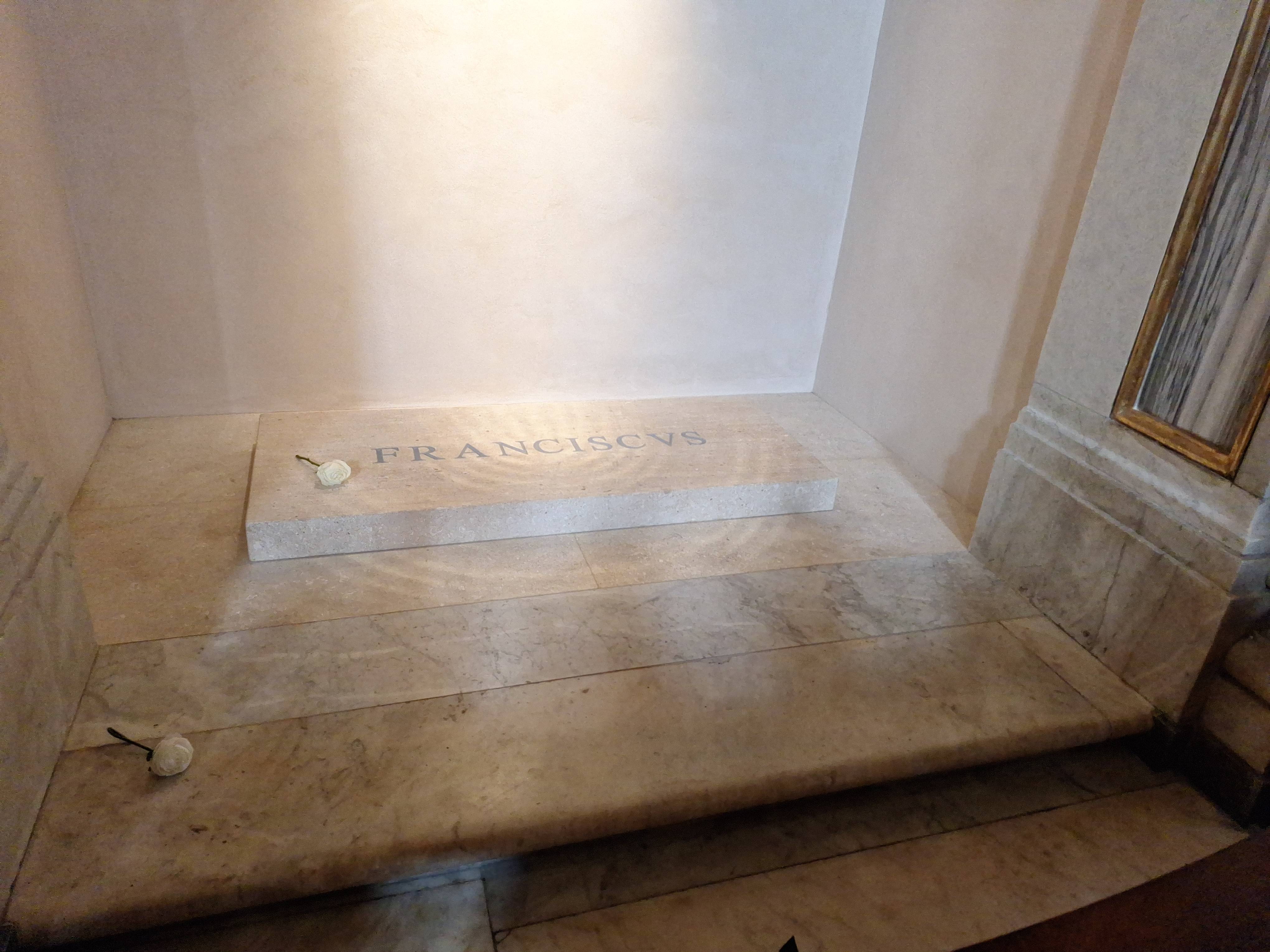 Città del Vaticano Tumba del Papa Francisco