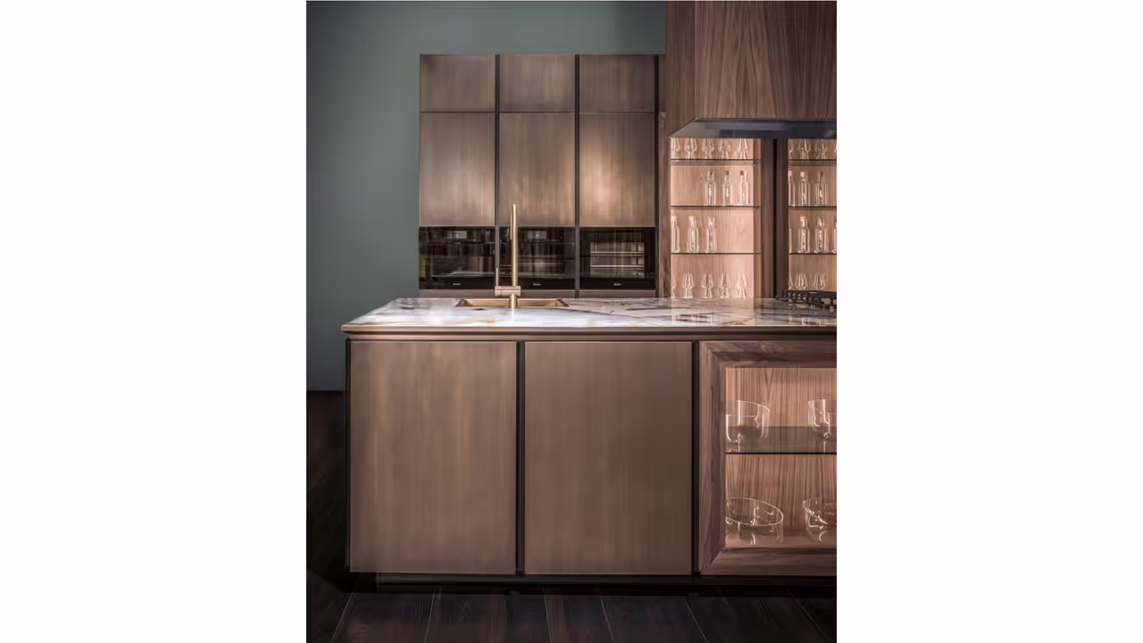 Contemporary kitchen with Italian craftsmanship