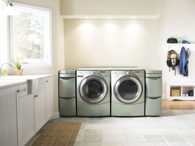 Tips for creating a clean and organized laundry room