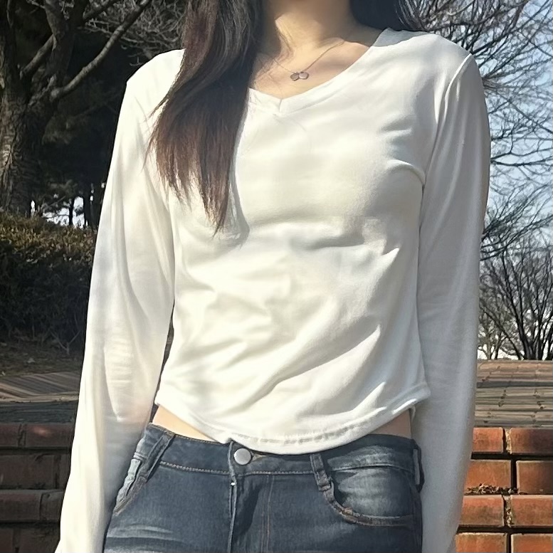 쫀쫀 여리여리 스킴스핏 슬림 기본 브이넥 긴팔 티셔츠 (2color 흰색 검은색)