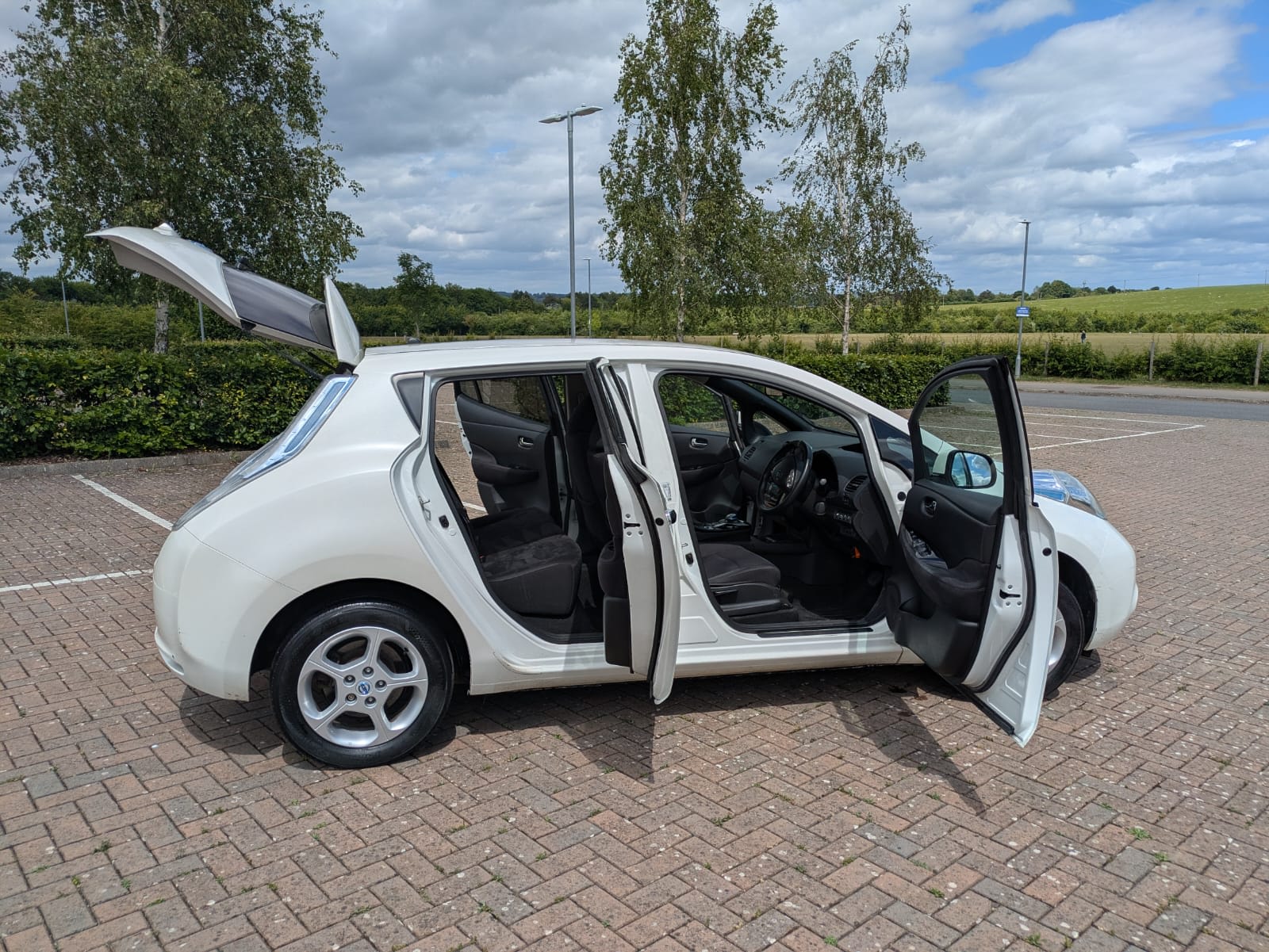 2013 Nissan Leaf Acenta - Image 28