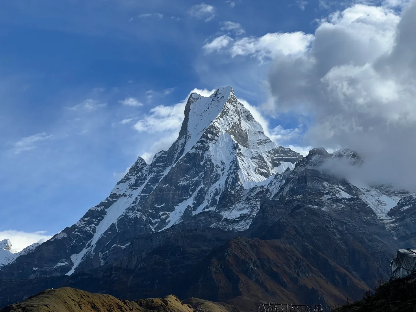 Mount Fishtail and Mardi HImal