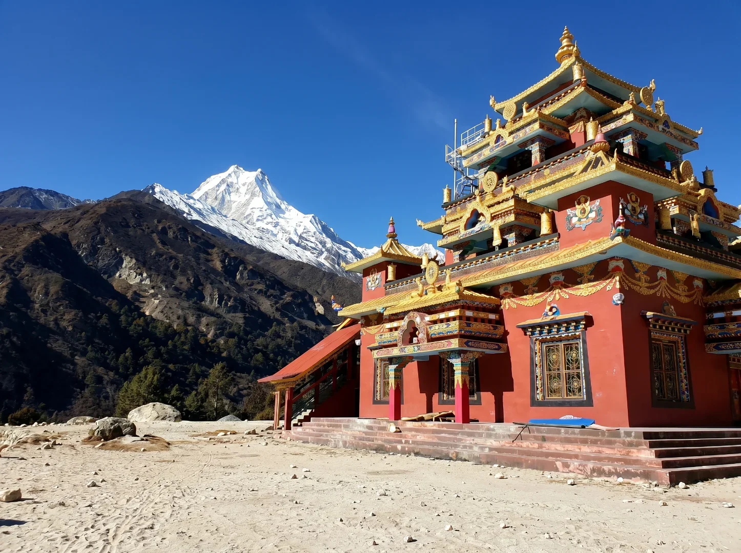 Monastery at Manslu nepal