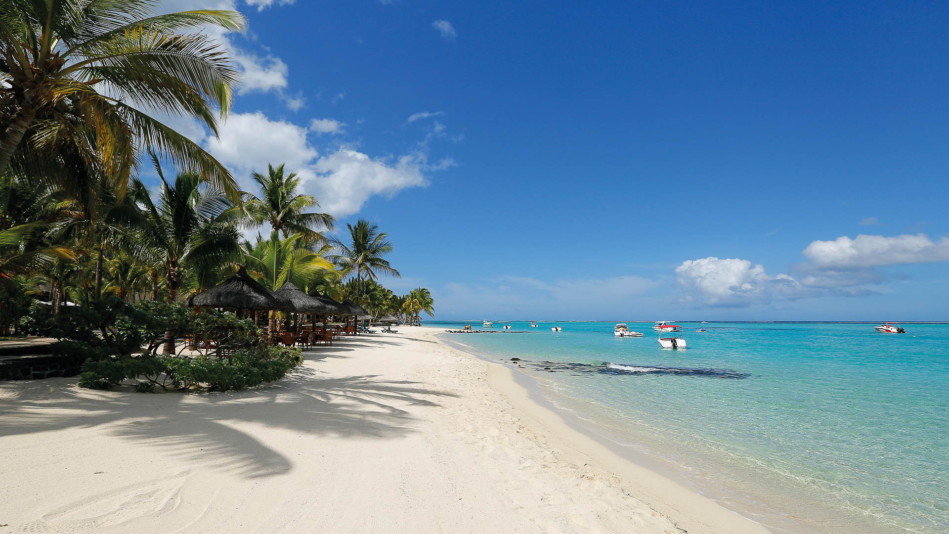 Photo of Paradis Beachcomber Golf Resort & Spa