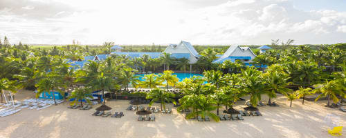 Photo of Victoria Beachcomber Resort & Spa