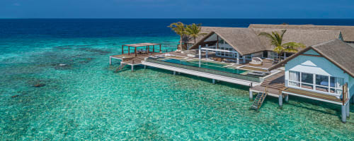 Photo of Four Seasons Resort Maldives at Landaa Giraavaru