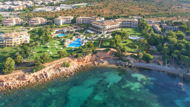 Photo of The St. Regis Mardavall Mallorca Resort