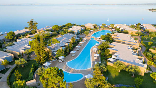 Photo of Ikos Olivia