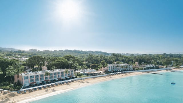 Photo of Fairmont Royal Pavilion