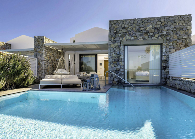 Photo of Diamond Deluxe Hotel