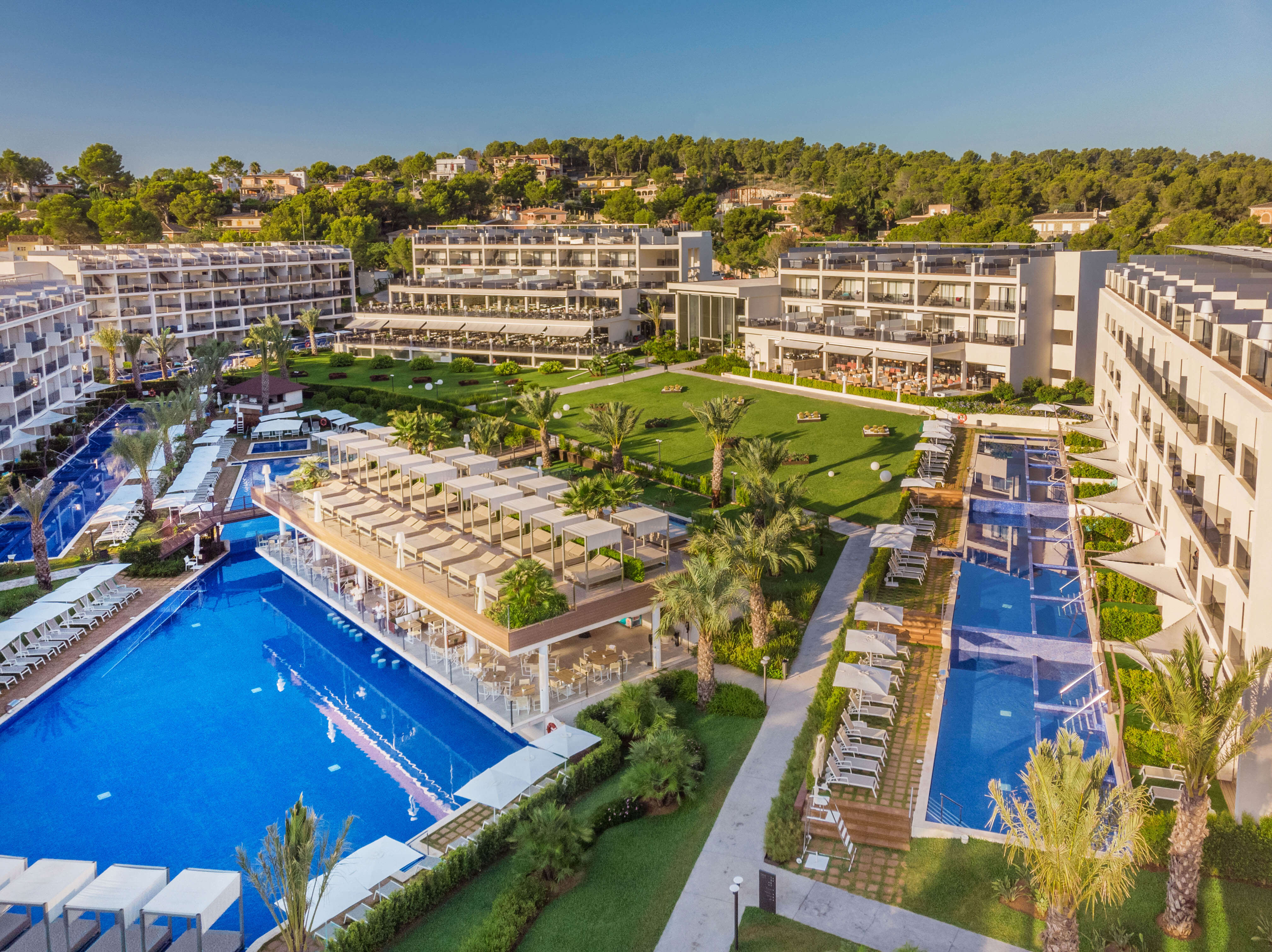 Photo of Zafiro Palace Palmanova