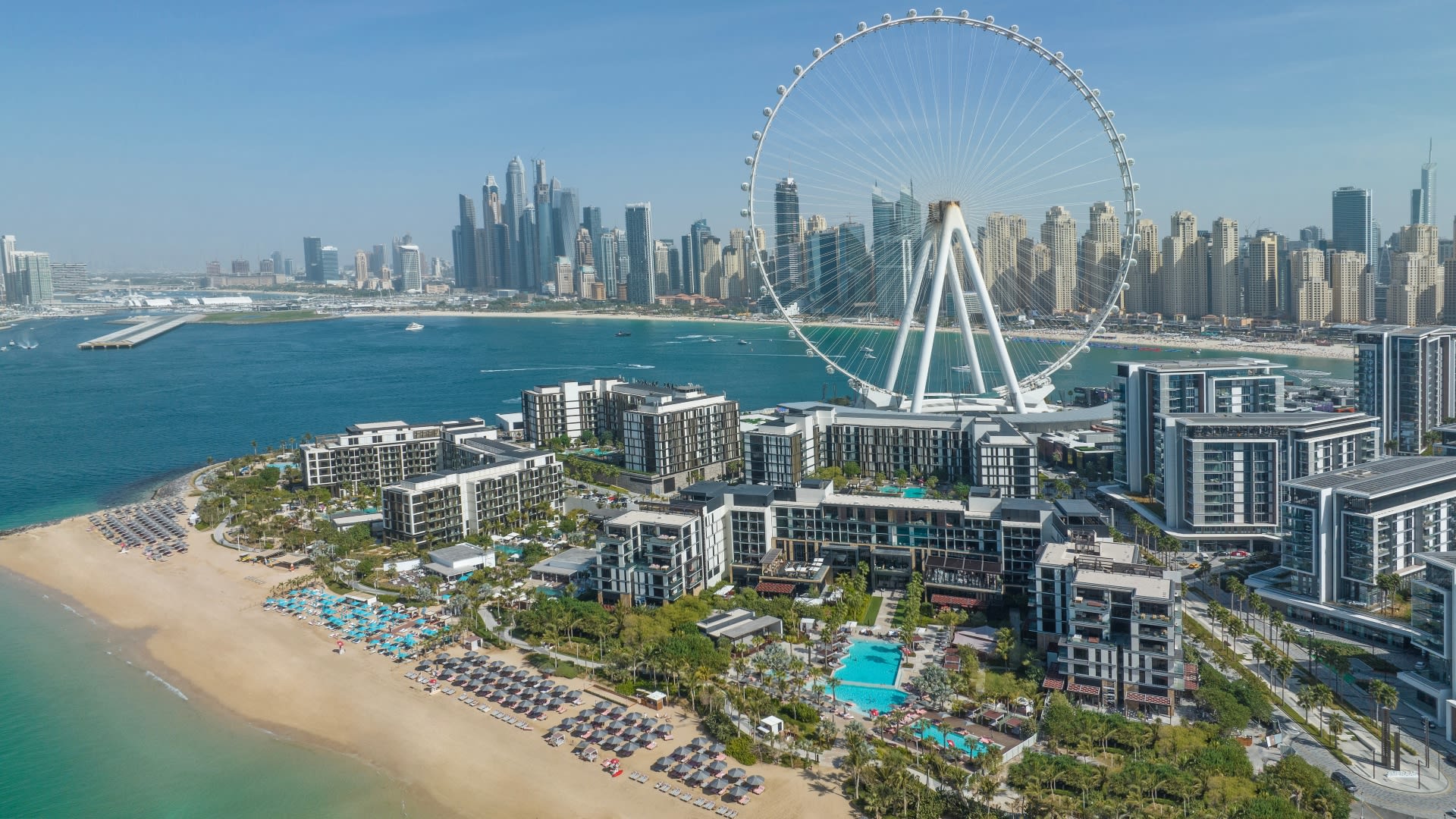 Banyan Tree Dubai skyline view