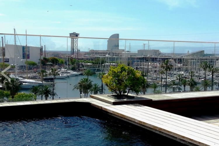 Plunge-pool-and-views