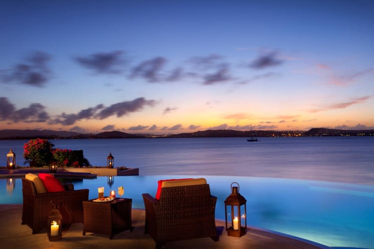 Pool Grille Infinity Pool