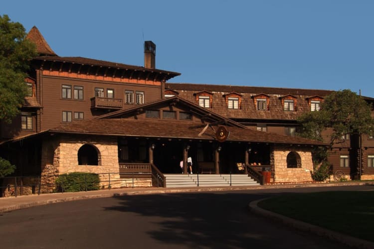 El Tovar
