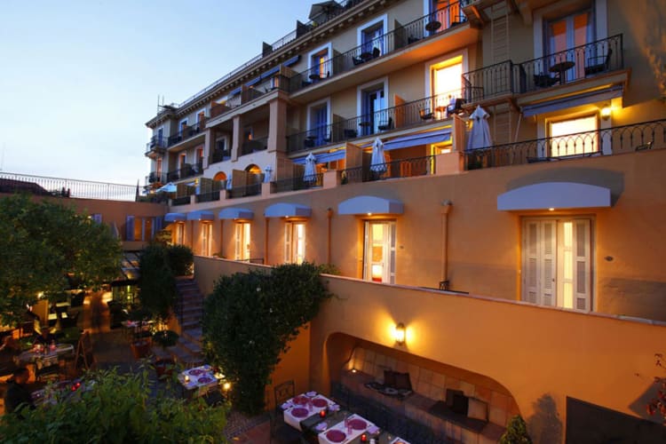 Hotel