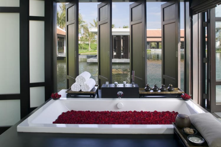 Spa bath