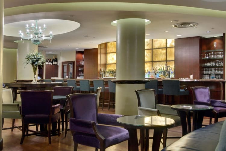 EPIC Lounge