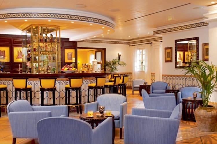 Bar&Lounge