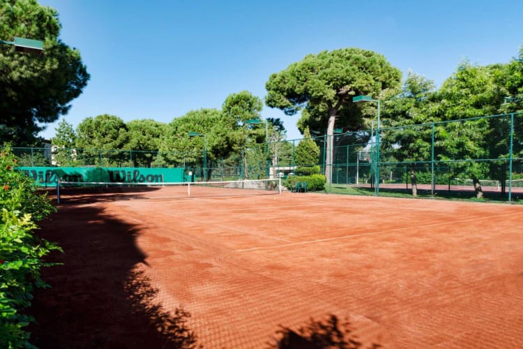 Tennis