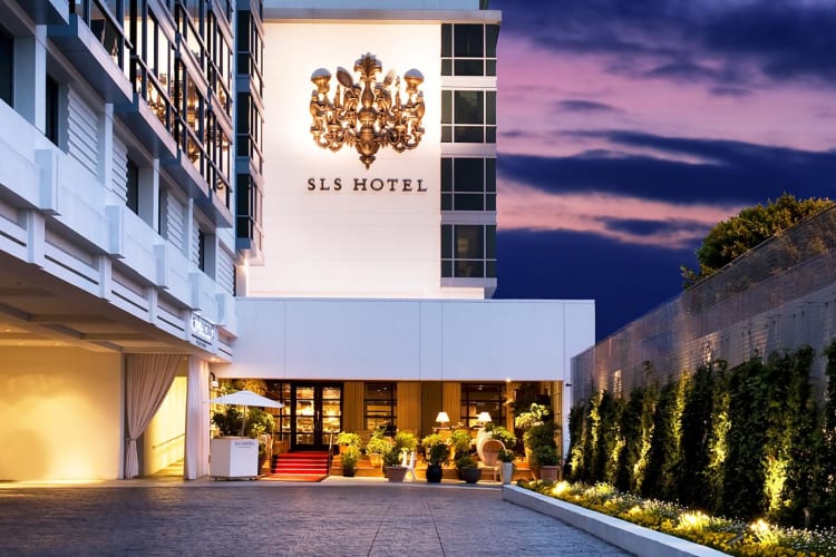 Hotel-Exterior