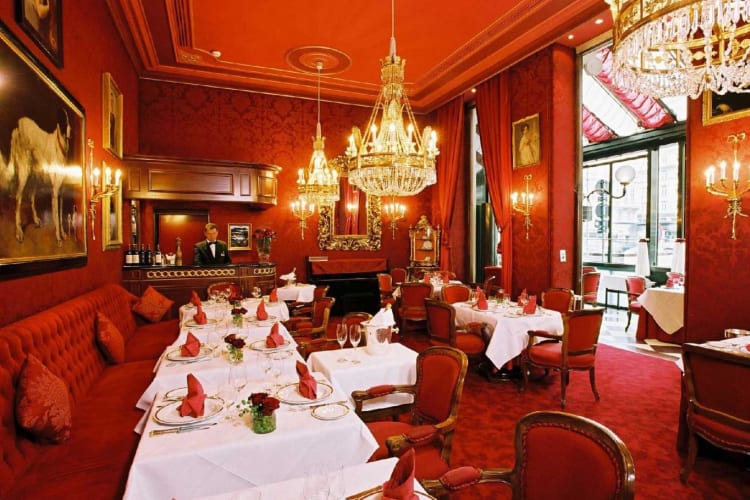 Rote Bar