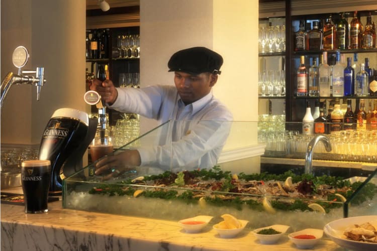 Bar