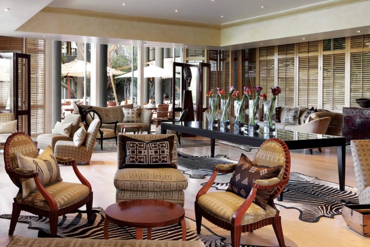 Piano Lounge