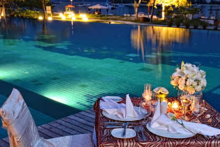 Pool Cafe