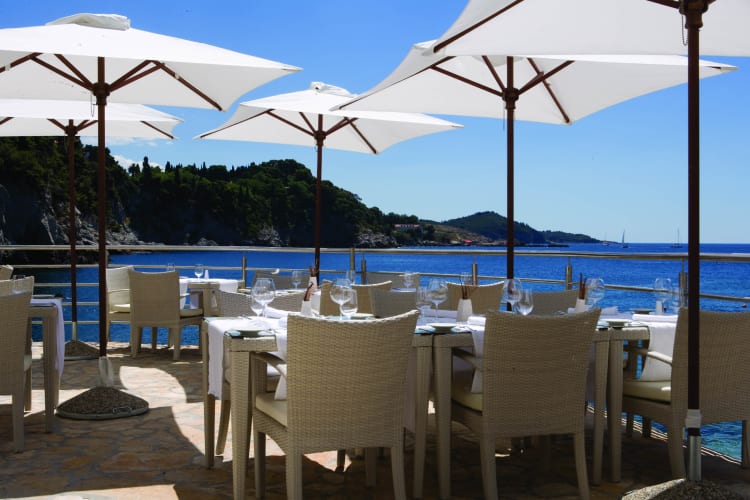 Beach bar Nevera