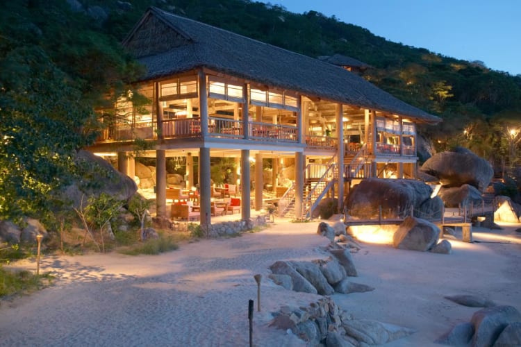Restaurant Exterior